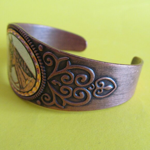 Copper cuff bracelet with horse head design - Picture 3 of 7